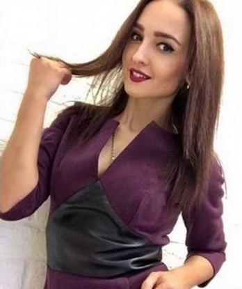 🌟 Моя главная цель - удовлетворение твоих самых сокровенных желаний. 💋 Я живу в Москве и готова окунуть тебя в мир страсти и наслаждения. Мои услуги включают классический и эротический массаж, приятные разговоры и интимные утехи. 💆♂️🔥 У меня большой опыт работы, множество довольных клиентов и отличные отзывы, которые гарантируют тебе великолепное время в моей компании. 💯И, конечно же, мое фото подтверждает мою красоту и сексуальность. 📸 Не упускай возможность испытать незабываемые ощущения со мной. Звони, и встретимся в Москве. 🌃💫 15381, 30 лет